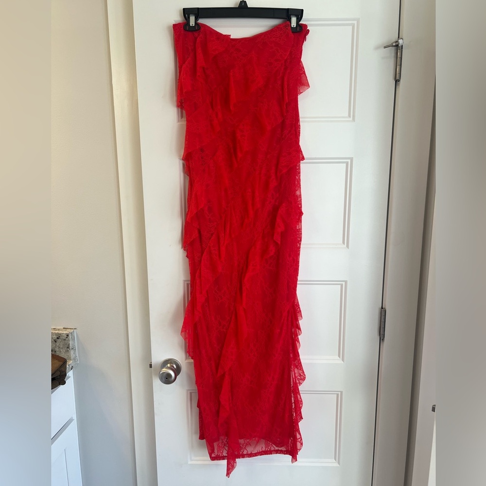 “Viral” Red Ruffled Dress